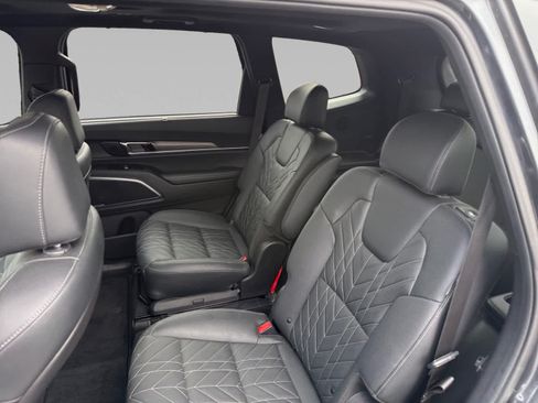 Used 2024 Kia Telluride SX X-Line AWD/4WD image 22