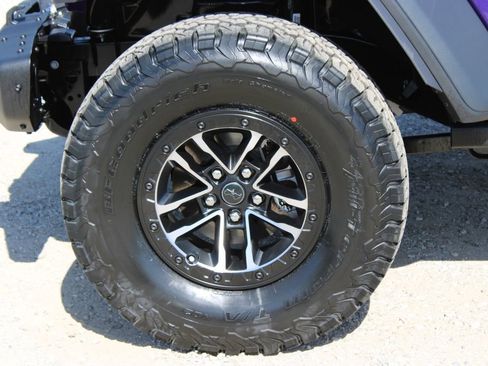 New 2026 Jeep Wrangler Unlimited Rubicon 392 w/ Quick Order Package 27X Moab AWD/4WD image 8
