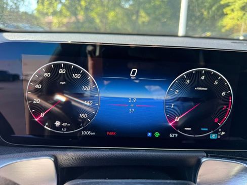 New 2025 Mercedes-Benz GLB 250 4MATIC image 14