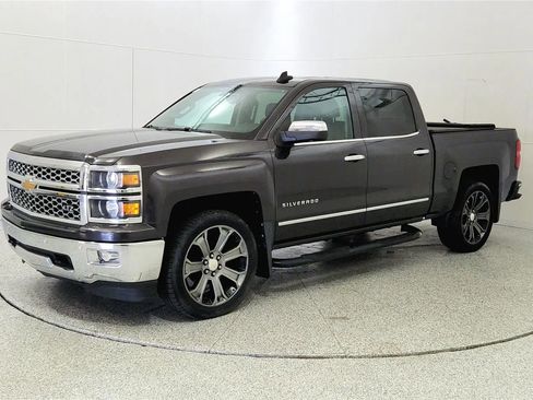 Used 2015 Chevrolet Silverado 1500 LTZ w/ LTZ Plus Package AWD/4WD image 3