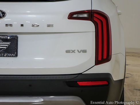 Used 2020 Kia Telluride EX w/ EX Premium Package AWD/4WD image 8