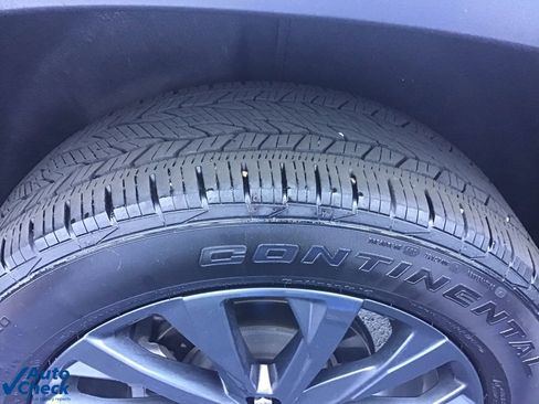 Used 2023 Chevrolet Traverse RS image 43