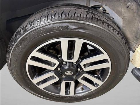 Used 2023 Toyota 4Runner Limited RWD image 19