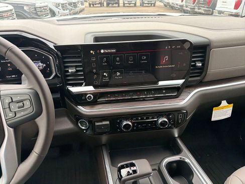 New 2026 GMC Sierra 1500 SLT AWD/4WD image 25