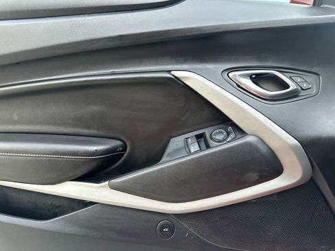 Used 2016 Chevrolet Camaro LT RWD image 14