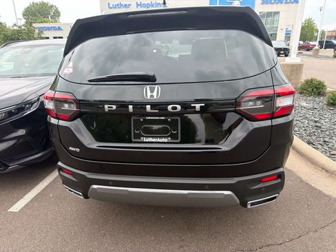 Used 2026 Honda Pilot EX-L image 8