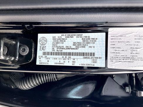 Used 2024 Ford F150 Lariat w/ Equipment Group 502A High image 33