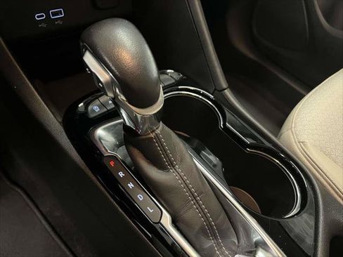 Used 2024 Buick Encore GX Preferred image 30