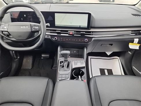 New 2026 Kia Sportage SX FWD image 18