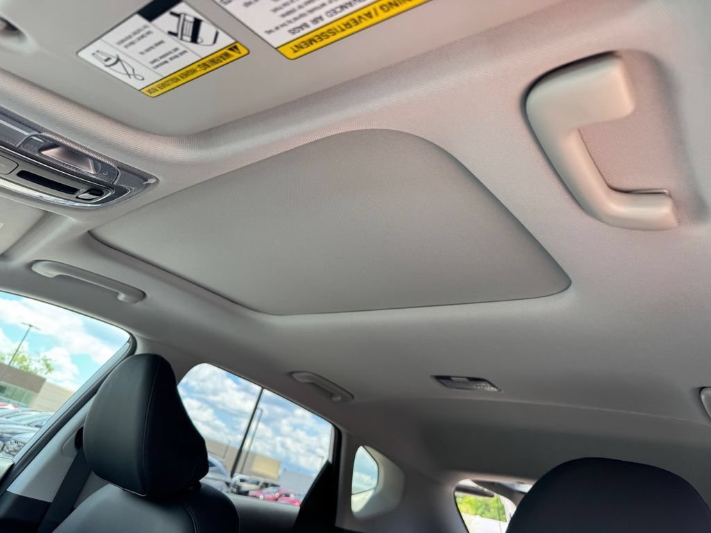New 2026 Hyundai Kona Limited FWD image 21