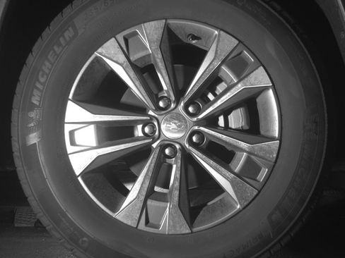 Used 2025 Chevrolet Equinox LT image 13