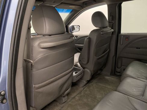 Used 2010 Honda Odyssey EX-L image 16
