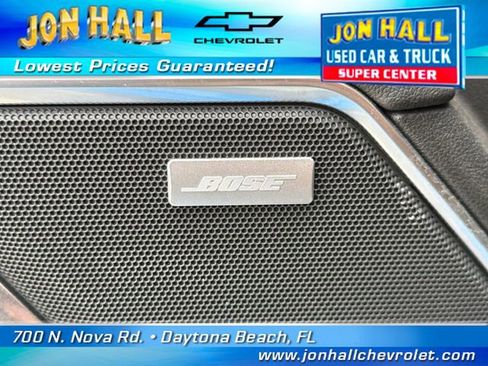 Used 2022 Chevrolet Silverado 1500 LT Trail Boss w/ LT Trail Boss Premium Package AWD/4WD image 19