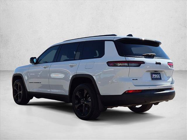 Used 2024 Jeep Grand Cherokee L Laredo AWD/4WD image 8