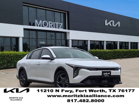 New 2026 Kia K4 FWD image 1