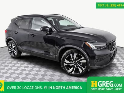 Used 2025 Volvo XC40 B5 Plus