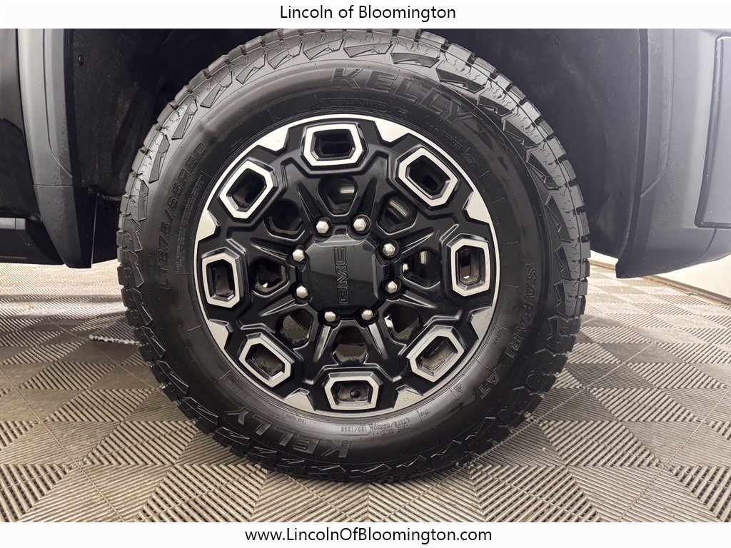 Used 2024 GMC Sierra 2500 AT4 w/ AT4 Premium Plus Package AWD/4WD image 26