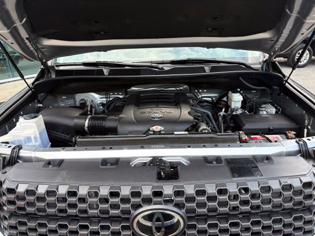 Used 2021 Toyota Tundra SR5 w/ TRD Off-Road Package AWD/4WD image 37