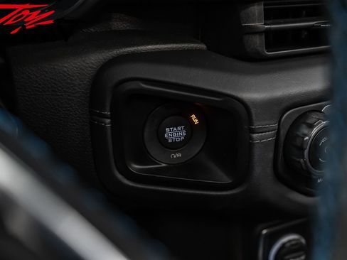 Used 2024 Jeep Wrangler High Altitude image 36