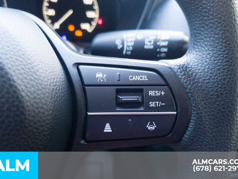 Used 2023 Honda HR-V LX image 28