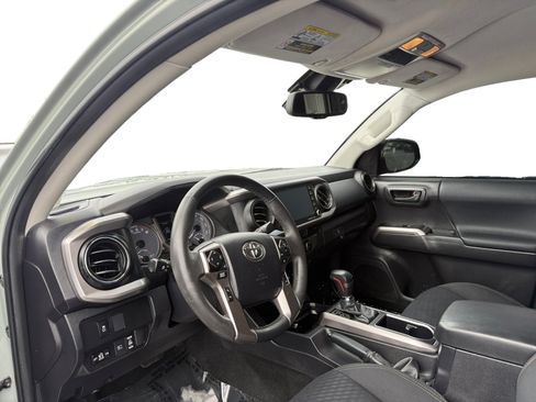 Used 2023 Toyota Tacoma 4x4 Double Cab w/ Trail Edition image 9