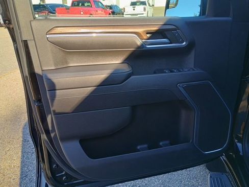 Used 2023 Chevrolet Silverado 1500 LT w/ Protection Package image 23