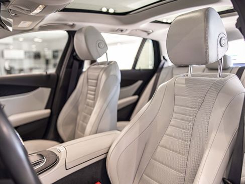 Used 2022 Mercedes-Benz E 450 4MATIC All-Terrain Wagon image 18