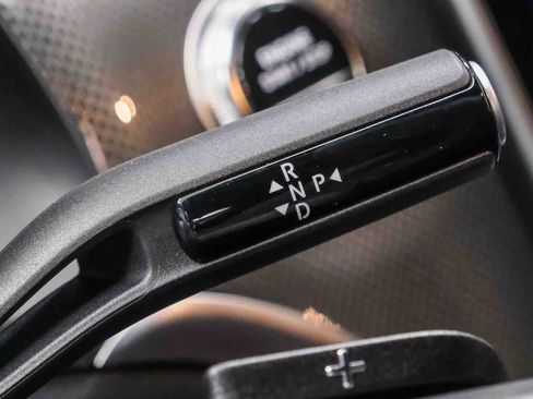 Certified 2026 Mercedes-Benz GLC 300 image 24