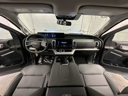 New 2026 Ford Expedition Active AWD/4WD image 27