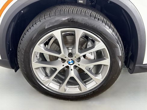Used 2026 BMW X5 sDrive40i RWD image 38
