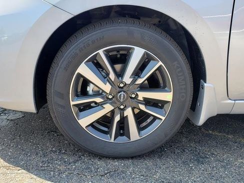 New 2025 Nissan Versa SV w/ Trunk Package image 22