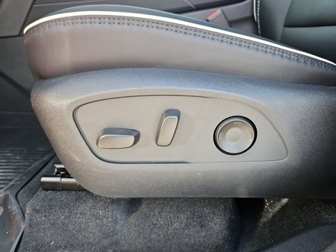 New 2026 GMC Acadia Denali w/ Super Cruise Package image 14