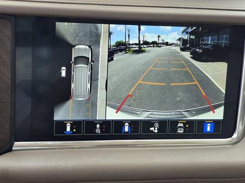 Used 2022 GMC Yukon Denali AWD/4WD image 20