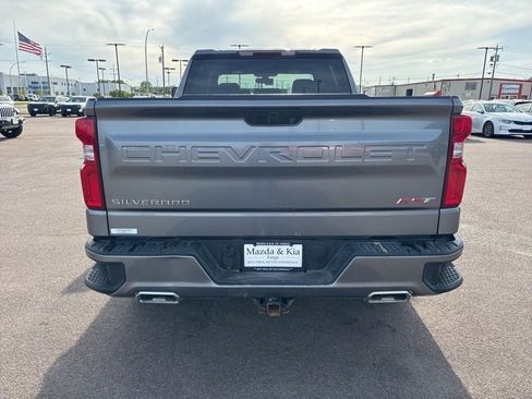 Used 2022 Chevrolet Silverado 1500 RST AWD/4WD image 6