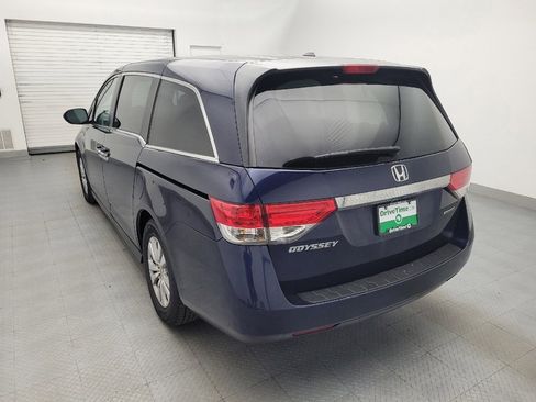 Used 2017 Honda Odyssey SE image 5