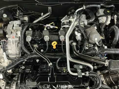 Used 2025 Nissan Altima 2.5 S image 25