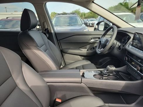 New 2026 Nissan Rogue Dark Armor FWD image 33