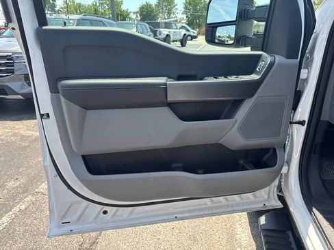 Used 2024 Ford F350 XL w/ STX Appearance Package AWD/4WD image 18