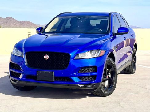 Used 2019 Jaguar F-PACE Premium AWD/4WD image 6