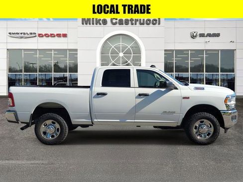 Used 2020 RAM 2500 Tradesman w/ Chrome Appearance Group AWD/4WD image 3
