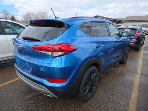 Used 2017 Hyundai Tucson Night image 3
