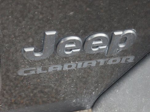 Used 2020 Jeep Gladiator Sport w/ Quick Order Package 24S AWD/4WD image 6