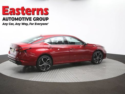 Used 2023 Nissan Altima 2.5 SR w/ SR Premium Package AWD/4WD image 43