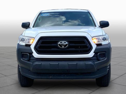 Used 2023 Toyota Tacoma SR RWD image 4
