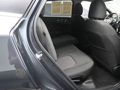 Used 2025 Kia Sportage LX AWD/4WD image 24