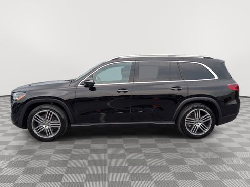 Used 2025 Mercedes-Benz GLS 450 4MATIC image 2