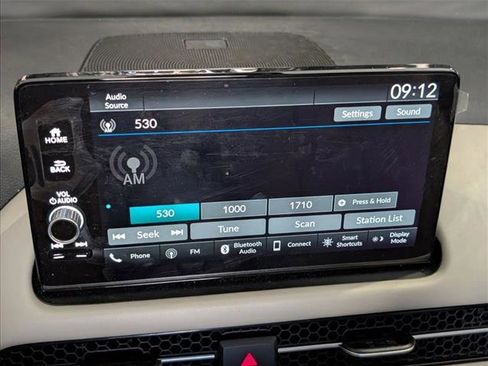 Used 2025 Honda HR-V EX-L image 18