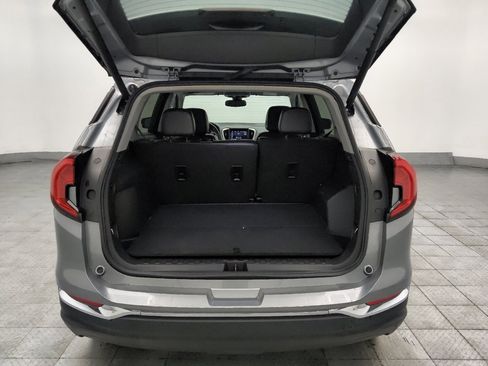 Used 2024 GMC Terrain SLT AWD/4WD image 29