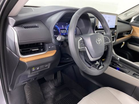 New 2026 Toyota Grand Highlander Limited image 10