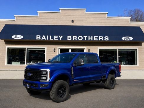 New 2026 Ford F250 XLT w/ XLT Premium Package AWD/4WD image 1
